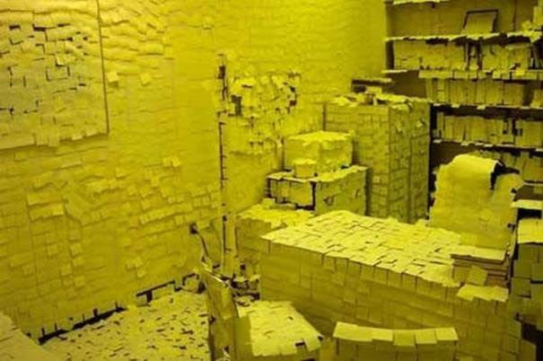 office-prank-post-it