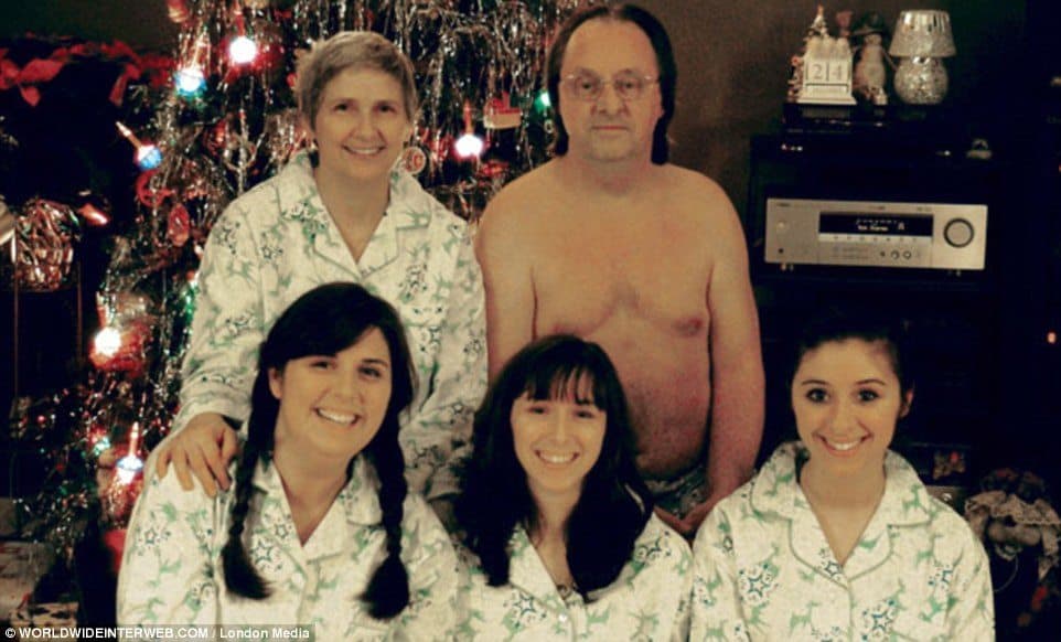 Awkward Family Christmas Pictures