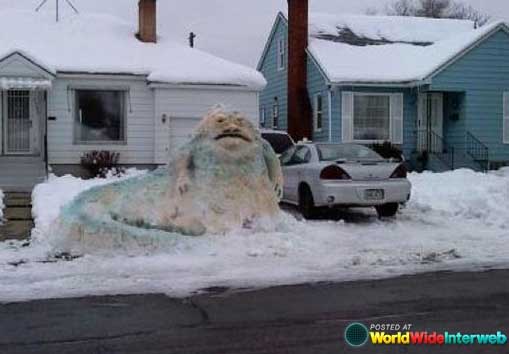 jabba-snow-sculpture