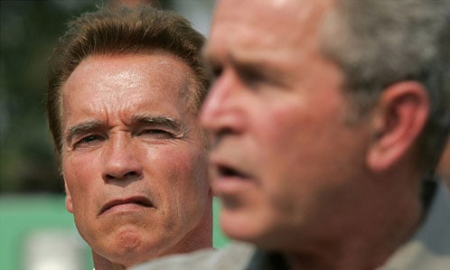 arnold-photobomb