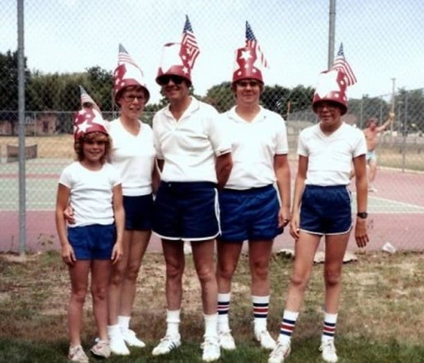awkward family photos flag