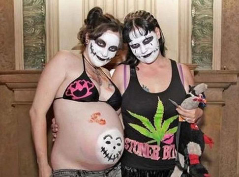 awkward pregnancy photos gallery