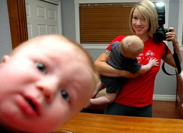 baby photobomb mom