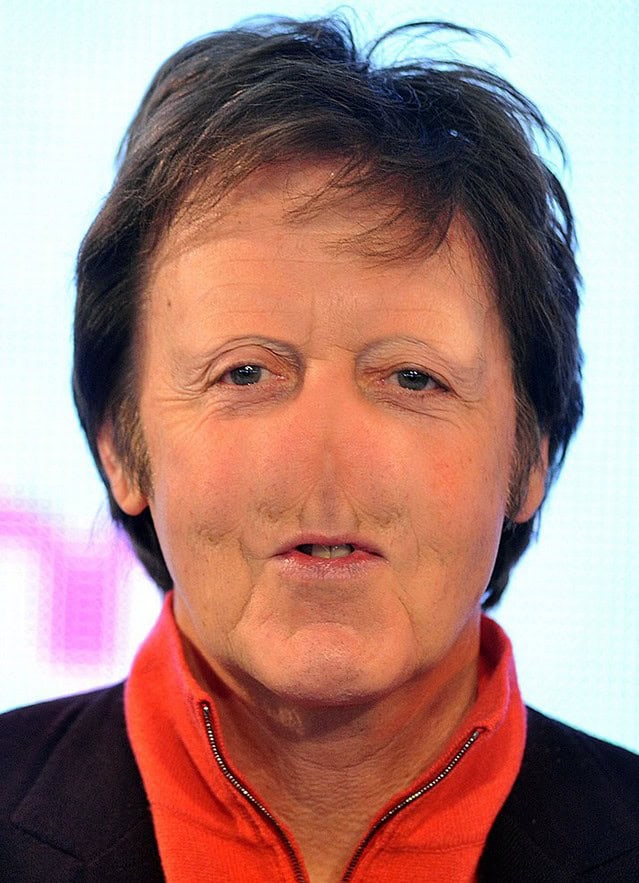 celebrities without noses eyebrows