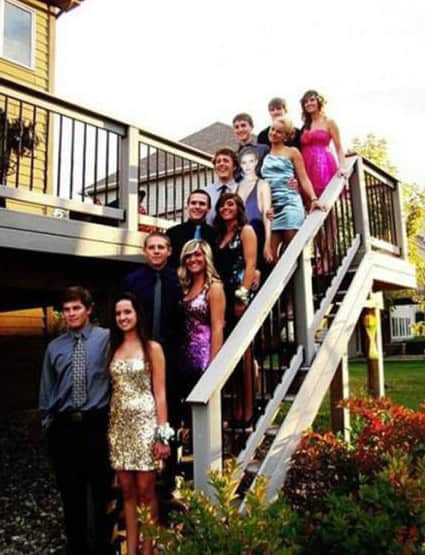 forever alone prom pictures