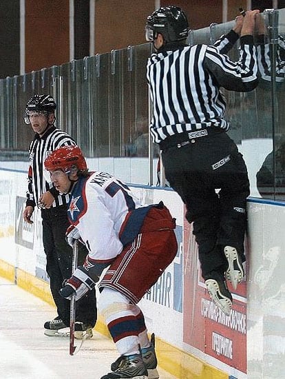hockey-referee