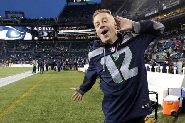 macklemore-seahawks