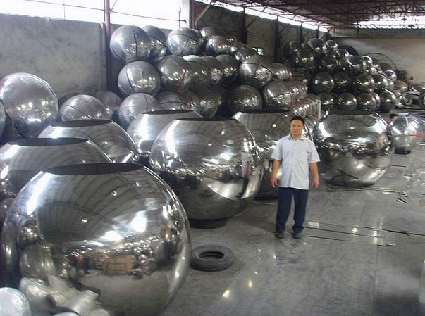 man-has-balls-of-steel