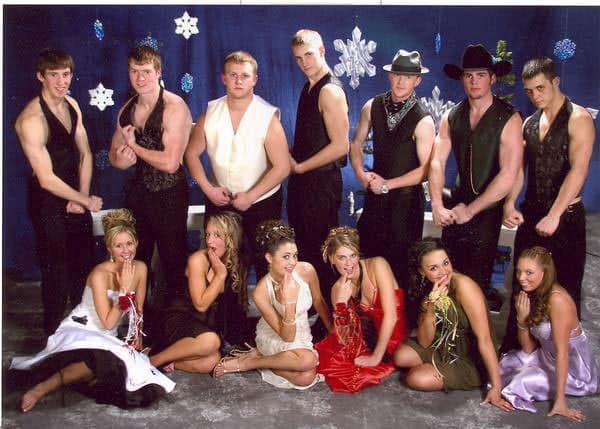 most-ridiculous-prom-photo-ever