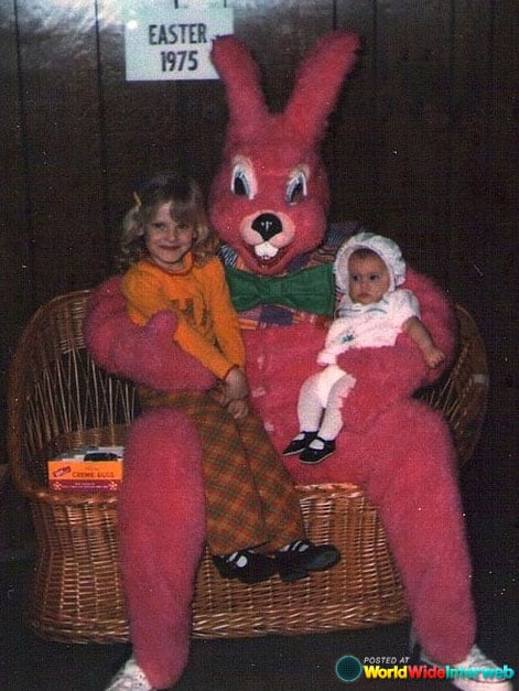 red-easter-bunny