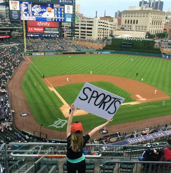 sports-fan-sign