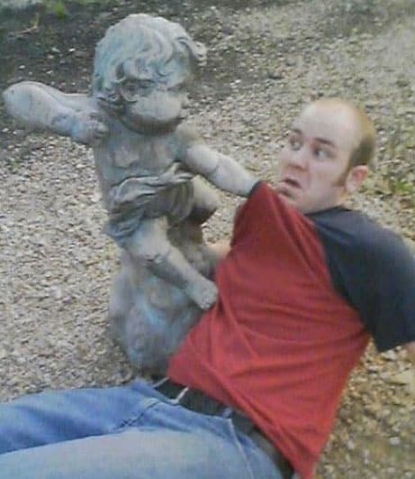 The 25 Funniest Statue Photos Of All Time (GALLERY)