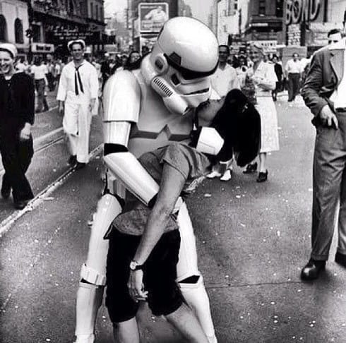 stormtrooper kiss