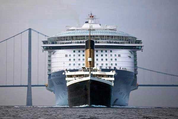 titanic-vs-cruiseship