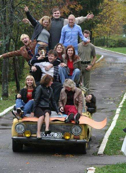 wtf-russia-family-photo